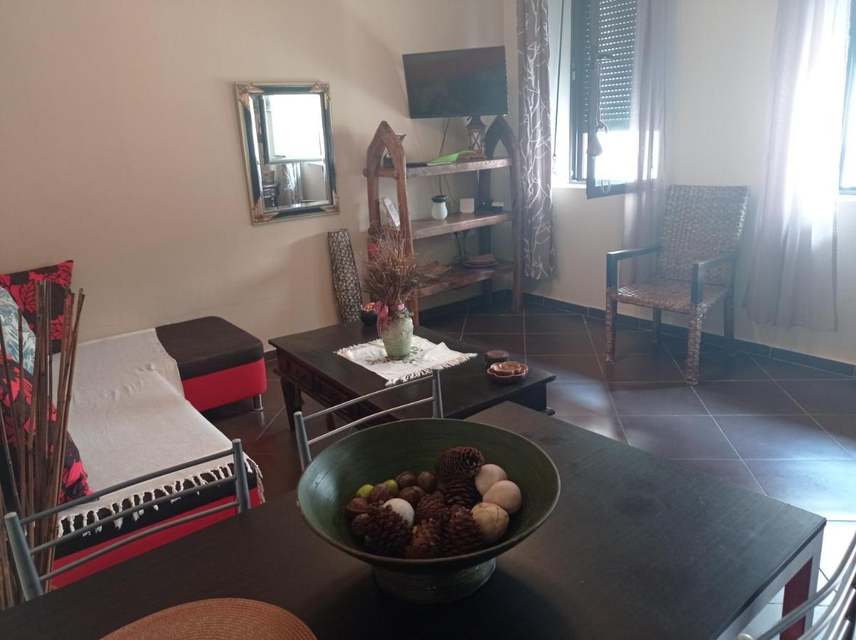 Cozy Alexandros Near Aqueduct Appartement *